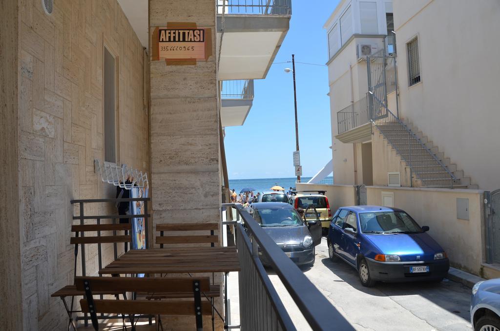 Blue Sea Apartment Torre Canne Rum bild