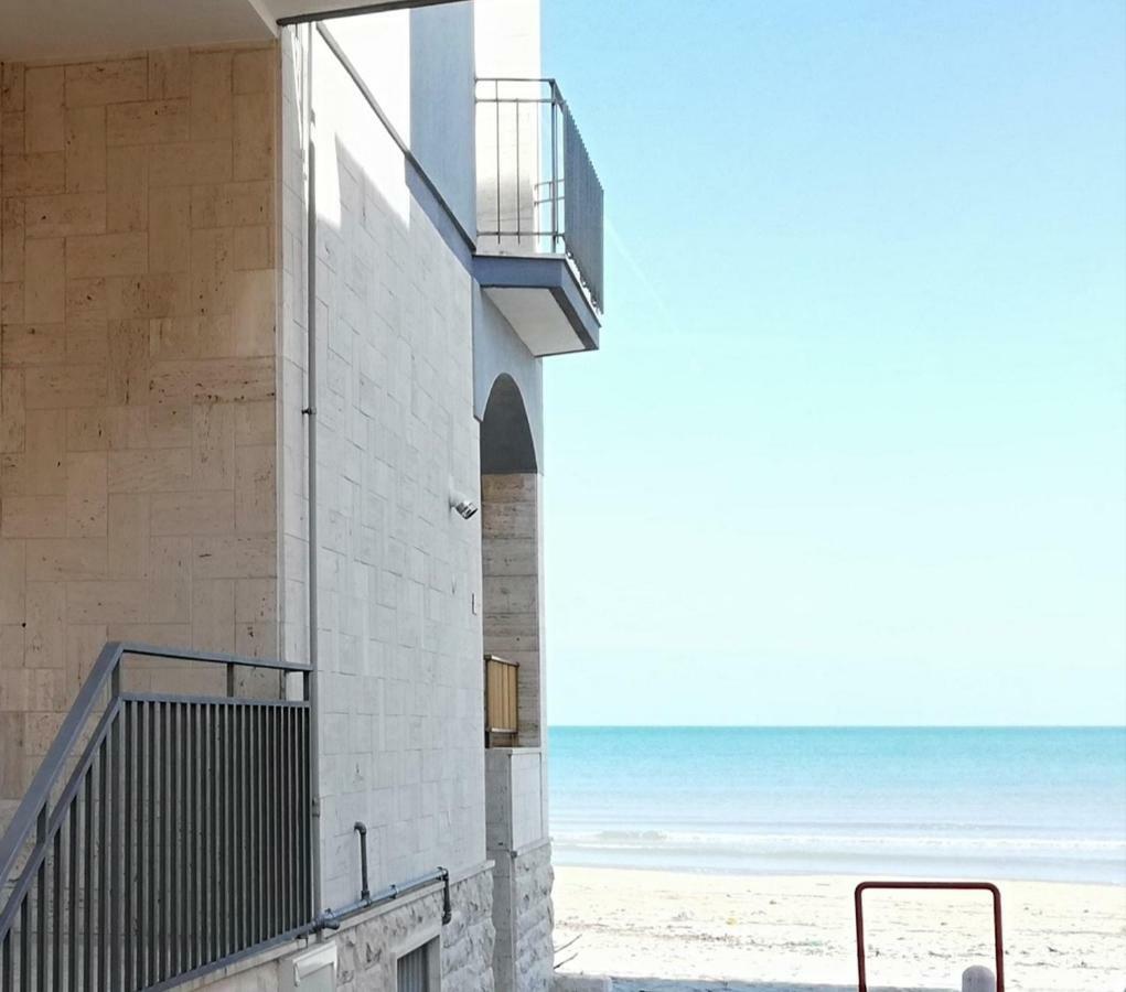 Blue Sea Apartment Torre Canne Exteriör bild